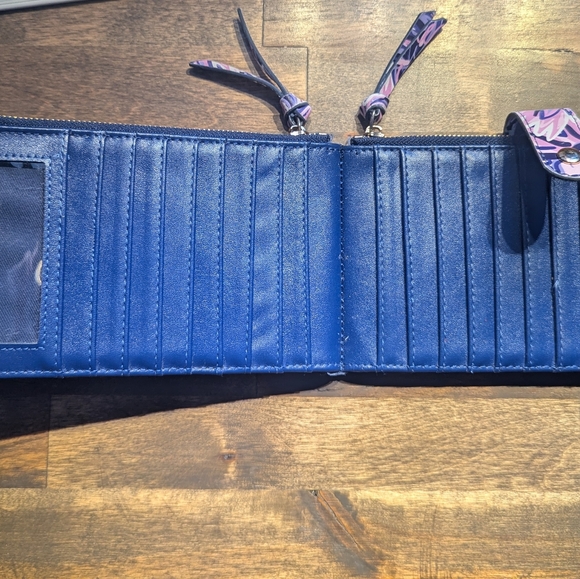 Simply Southern Wallet Leaf pattern purple - Picture 3 of 5